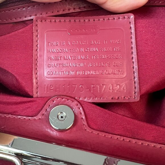 Coach Framed Kiss lock Carryall Tan And Red Stripe F17424 Signature Purse - Picture 6 of 6